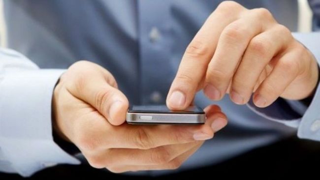 Teapa zilei: Zeci de cetateni au ramas fara bani pe card, dupa ce au dat share unui anunt postat pe Facebook