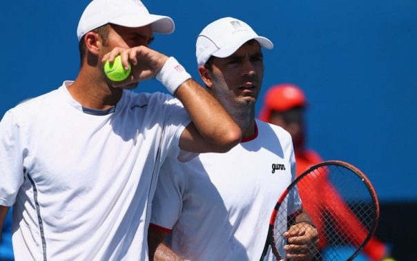 Tecau si Rojer joaca in semifinale la Sydney