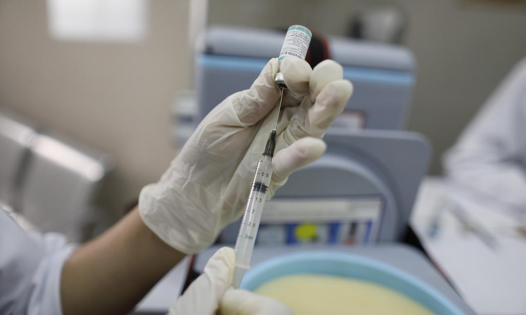 Testarea vaccinului pentru coronavirus a stârnit furia unui întreg continent: