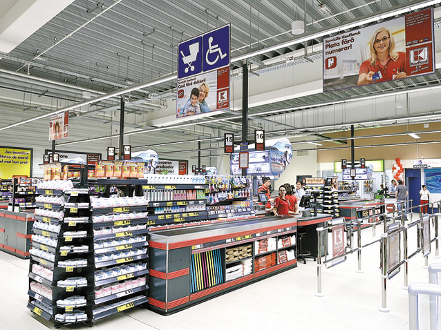 The Guardian: Lanţurile Lidl şi Kaufland şi-au extins afacerile din România pe banii BERD şi ai Băncii Mondiale