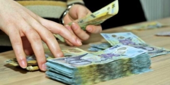 Topul celor mai bănoase domenii. Cele mai mari salarii din România