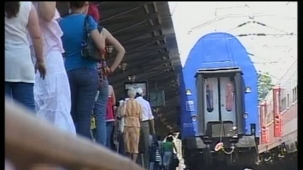 Trafic feroviar cu restricţii de viteză pe rutele Braşov- Miercurea Ciuc şi Bucureşti- Galaţi