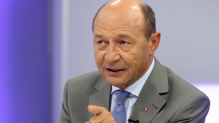 Traian Băsescu: 