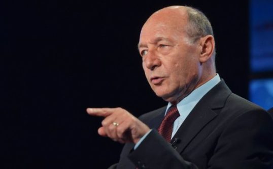 Traian Băsescu îl face praf si pulbere pe Nicușor Dan: 