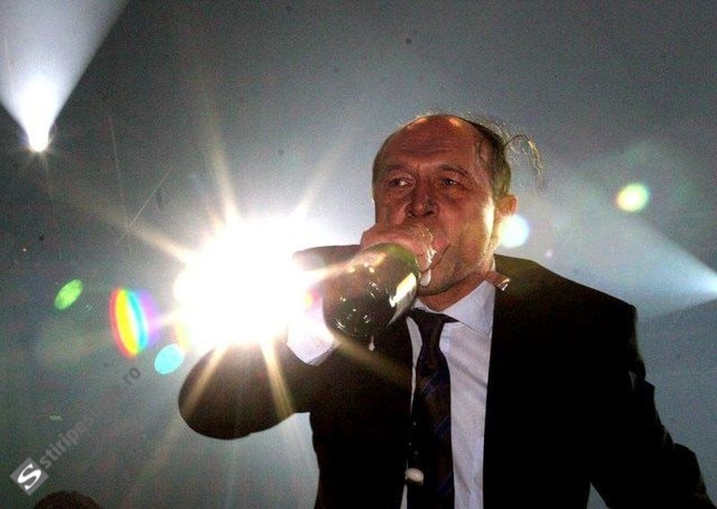 Traian Băsescu nu bea diluat!