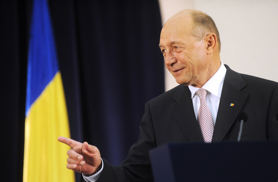 Traian Băsescu: 