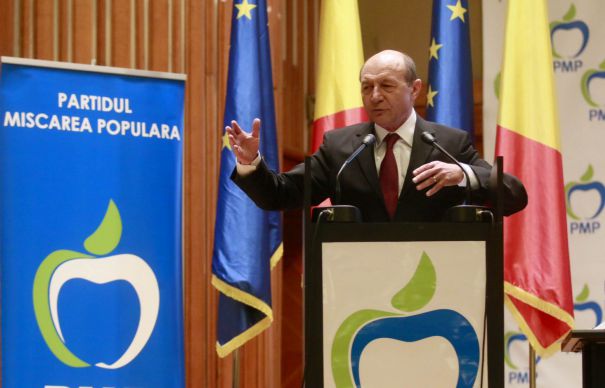 Traian Băsescu si Mişcarea Populară îşi evaluează candidaţii la locale