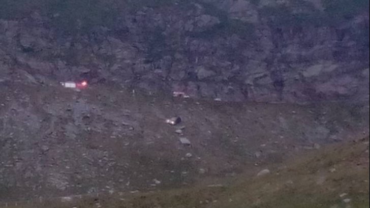 Transfăgărăşan: Şi-a pierdut maşina pentru că a uitat să tragă frâna de mână
