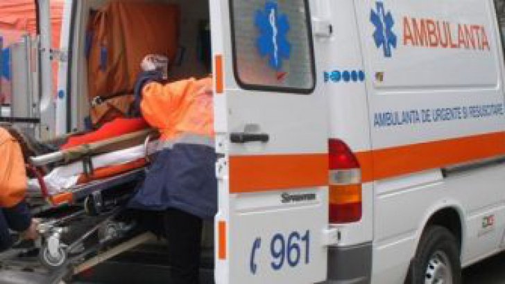 Trei bătrâni, găsiţi fără suflare într-un beci. Au murit de la vapori de struguri fermentati