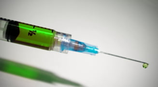 Trombozele vaccinarii: J&J le-a propus concurentilor o alianta ca sa afle cauzele. De ce au refuzat Pfizer si Moderna!