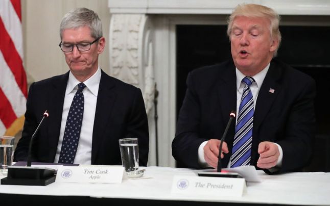 Trump cere Apple să contribuie la dezvoltarea reţelelor 5G în Statele Unite