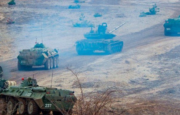Trupe ruseşti la graniţa României. 1.500 de militari cu tancuri sunt pregătiţi de luptă