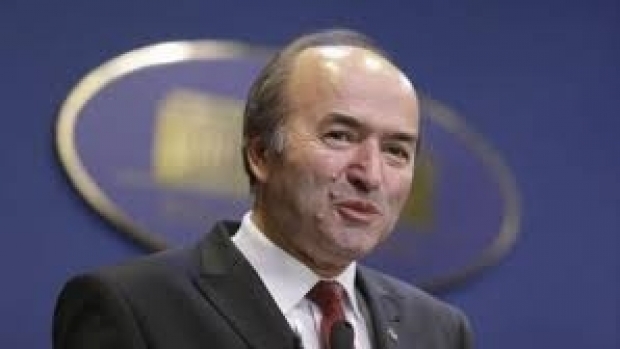 Tudorel Toader pregăteşte OUG care să-i permită să desemneze candidatul la şefia Parchetului European