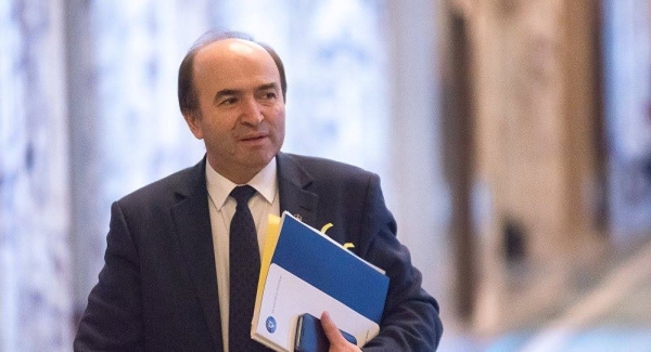 Tudorel Toader refuza sa creada ca extradarea lui Sebastian Ghita nu mai e posibila