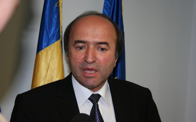 Tudorel Toader: Vom face un inventar al tuturor deciziilor CCR cu referire la normele juridice penale