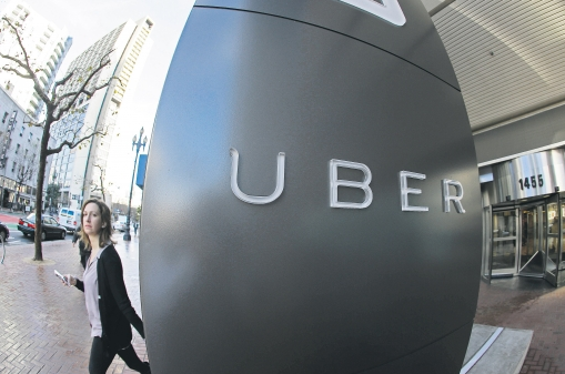 Uber a fost dată în judecata în Marea Britanie de un sindicat al taximetristilor