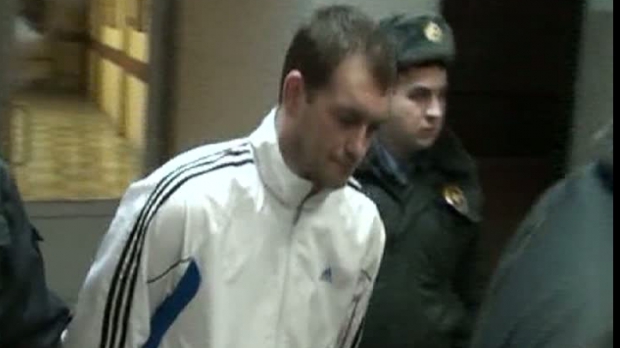 Ucigaşul plătit Vitalie Proca, bolnav de TBC, a fost plimbat cu duba prin oraș
