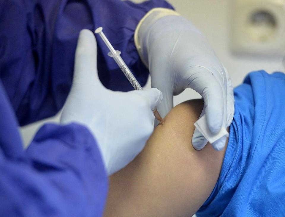 UE a început discuțiile despre certificatele de vaccinare anti-COVID pentru călători