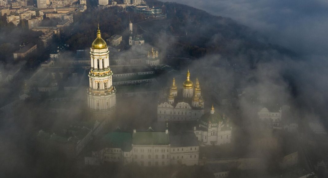 Ultimatum pentru călugării de la Lavra Kiev-Pechersk: