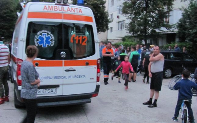 Un adolescent a murit după ce s-a aruncat de la etajul 9. Băiatul suferea din dragoste