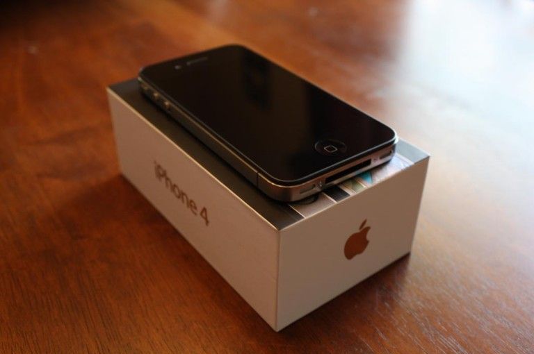 Un adolescent și-a vândut un rinichi pentru un iPhone