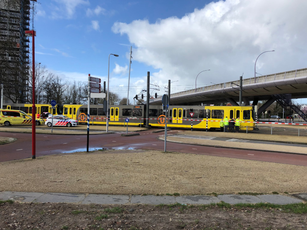 Un atacator a deschis focul intr-un tramvai din Utrecht