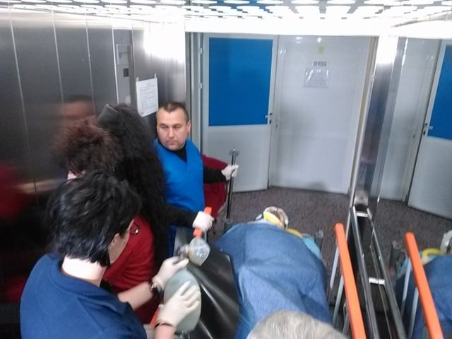 Un avion de mici dimensiuni s-a prăbuşit în România! Care este starea pilotului?