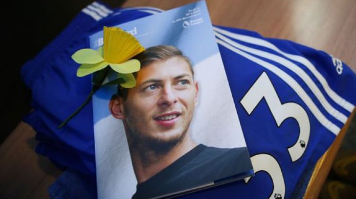 Un corp a fost recuperat din epava avionului în care se afla fotbalistul argentinian Emiliano Sala