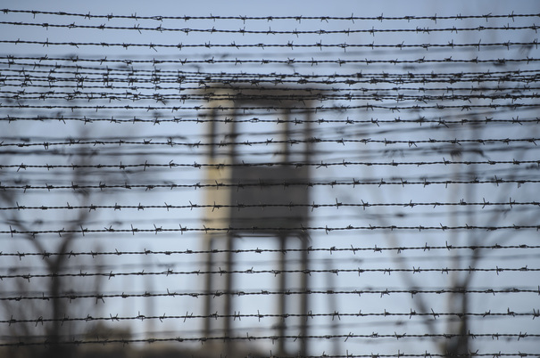 Un deţinut condamnat la 13 ani pentru omor a evadat din Penitenciarul de maximă siguranţă Rahova