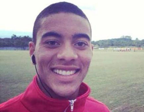 Un fotbalist brazilian în vârstă de 17 ani a decedat după ce s-a ciocnit cap în cap cu un adversar