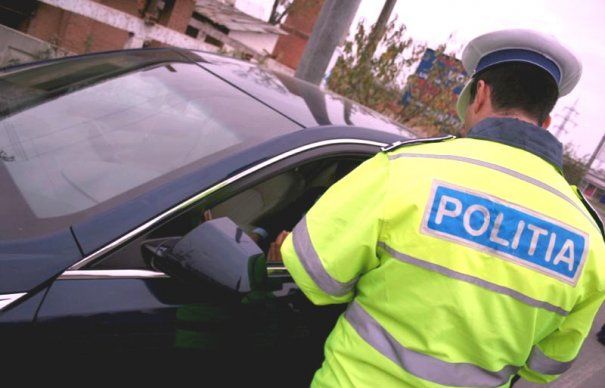 Un medic a fost prins în timp ce conducea drogat. Polițiștii au fost șocați