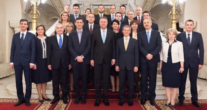 Un ministru din Guvernul Dacian Cioloş şi-a modificat declaraţia de avere în urma unui articol din presă