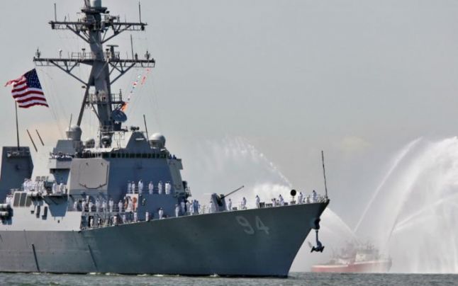 Un oficial american acuză că un avion militar rus s-a apropiat periculos de un distrugător al Marinei SUA în Marea Neagra