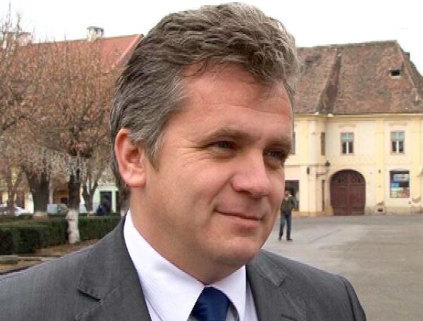 Un pesedinst votează Moțiunea PNL: Este voința celor care m-au votat