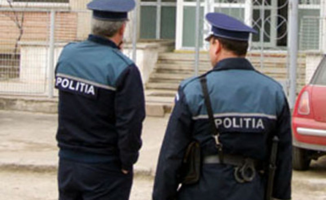 Un tânăr din Capitală a fost confundat de polițiști cu un tâlhar. Ce a urmat
