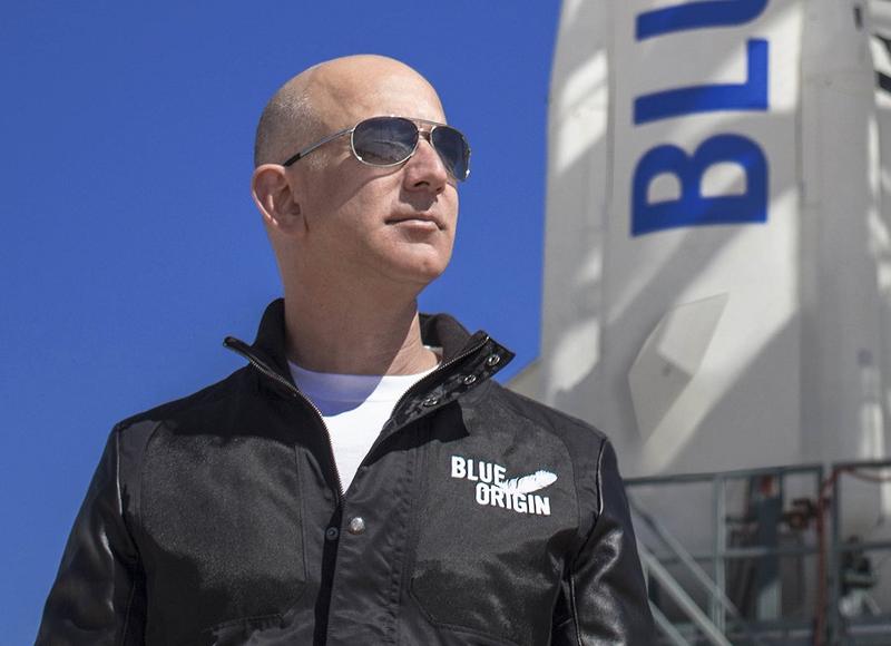 Unii au vrut ca Jeff Bezos să rămână în spaţiu: