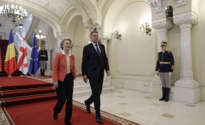 Ursula Von der Leyen, Braț la Braț cu Iohannis la București: 