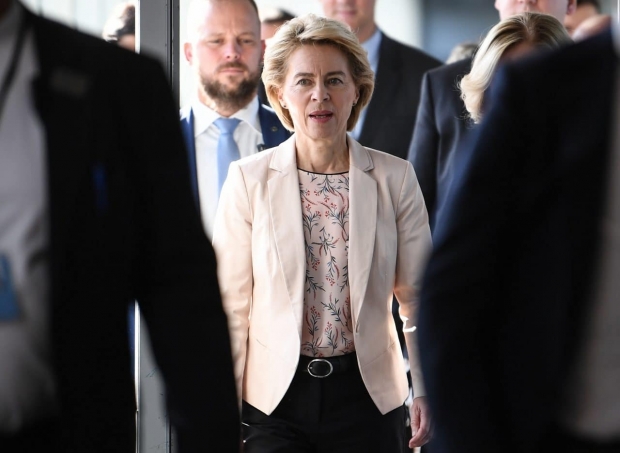 Ursula von der Leyen depinde de capriciile politicii din România