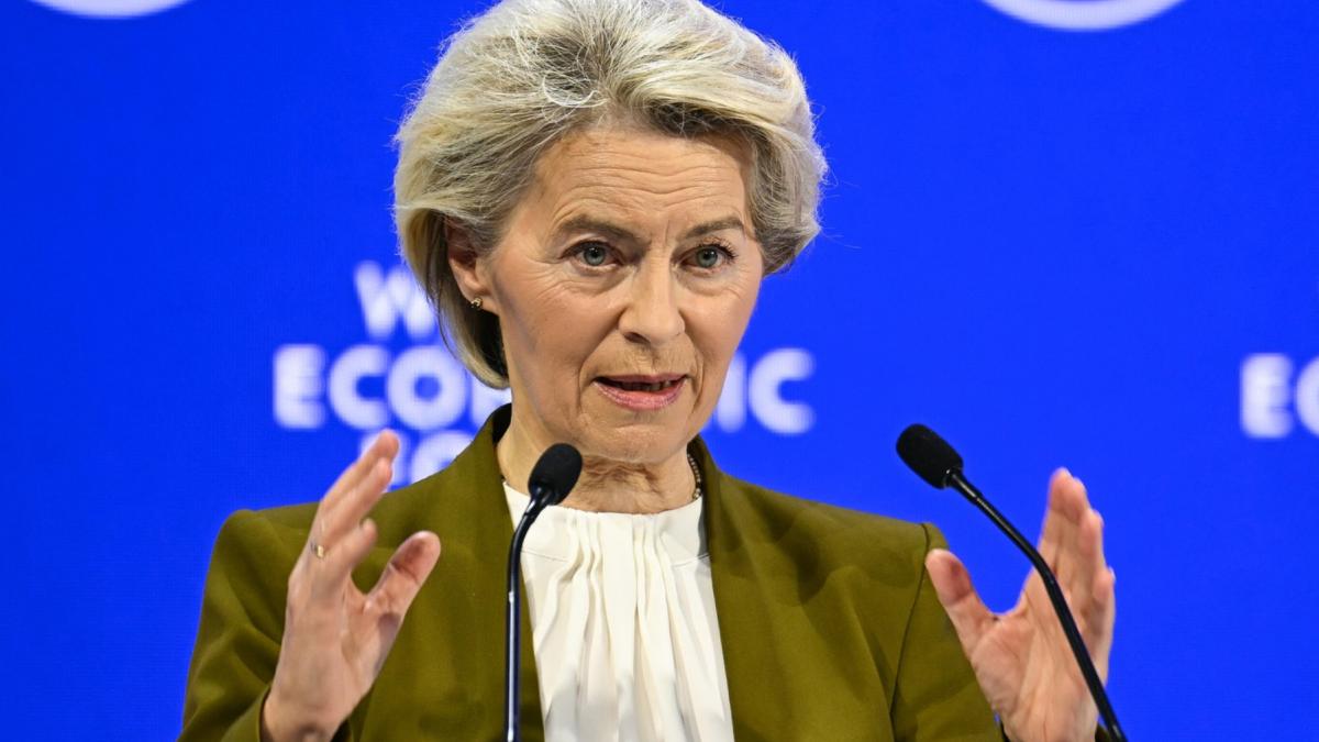 Ursula von der Leyen laudă România pentru creșterea impresionantă a investițiilor în apărare și în mobilitatea militară
