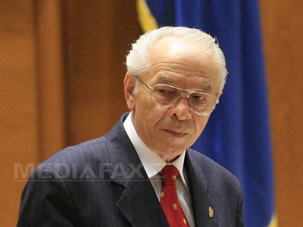 Văcăroiu: