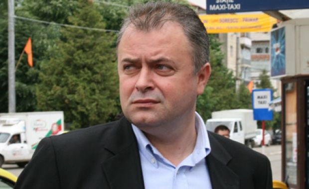Vărul lui Gheorghe Flutur se visează iar primar al Botoşaniului deşi e cercetat de DNA