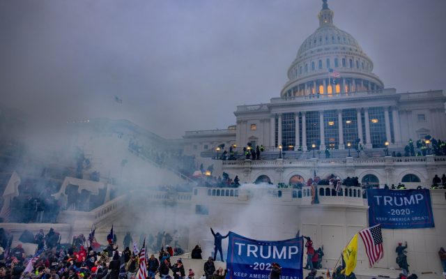 Va fi eliminat Trump de pe buletinele de vot pentru Casa Albă in 2024? Ce este al 14-lea Amendament

