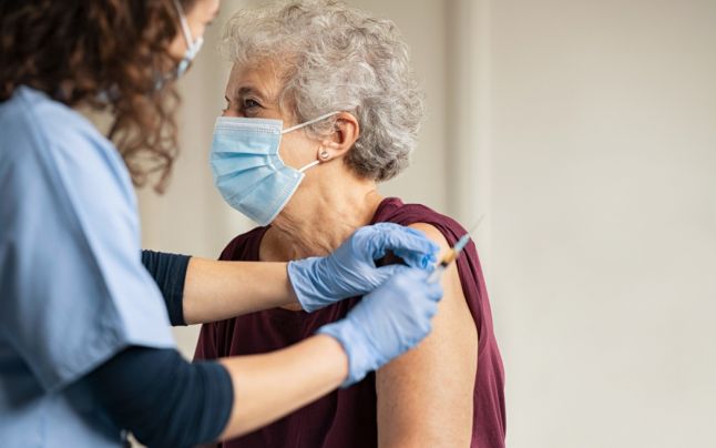 Vaccin universal anti-COVID? Cercetător român: