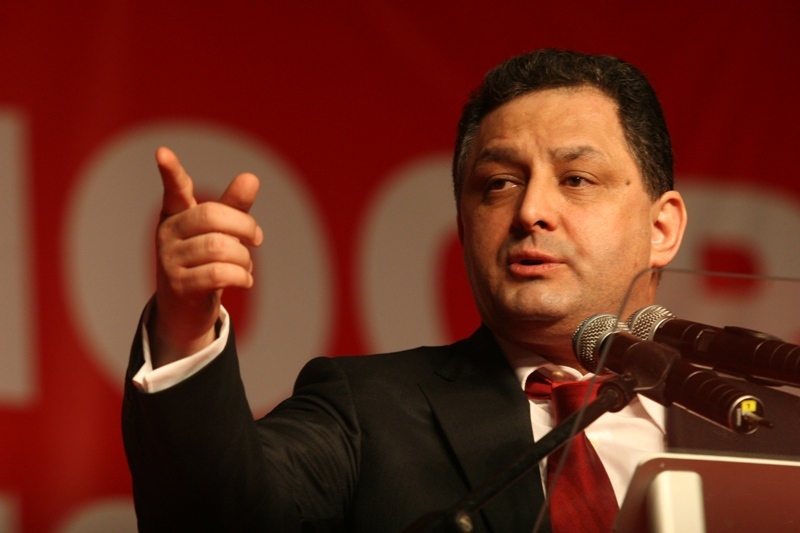 Vanghelie indica din arest cine il va infunda pe Ponta de tot