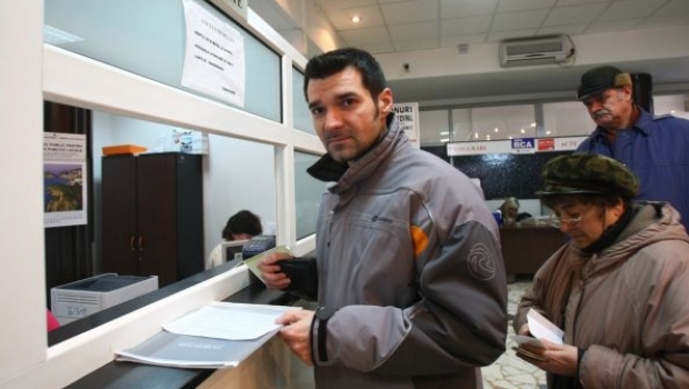 Veşti proaste. Cresc taxele şi impozitele. Cine este vizat şi care este majorarea