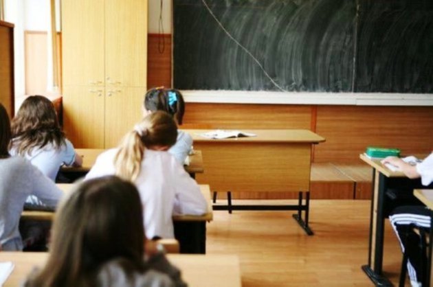 Venituri record din meditaţii, obţinute de un profesor din România