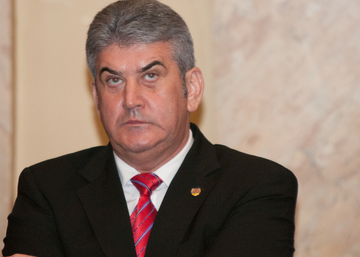 Verdict: Gabriel Oprea a plagiat. Care este poziția Facultății de Drept din Universitatea București