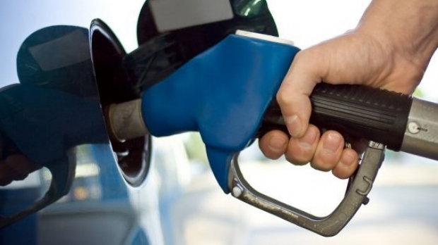 Veste proastă la sfârșit de an: Se scumpesc carburanții
