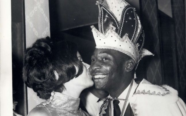 Viaţa amoroasă a lui Pelé: