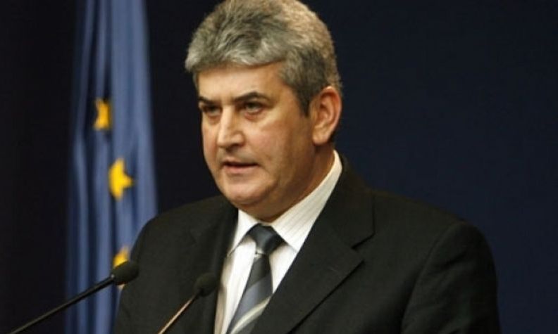 Vicepremierul Gabriel Oprea vrea înăsprirea legii în caz de viol